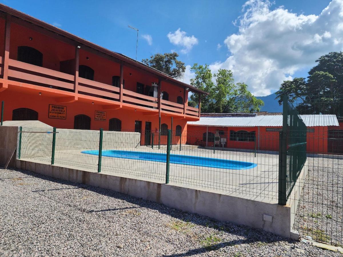 Апартаменти 0001.10 - Maranduba - Kitnet Terreo - 4 Pessoas - 2 Quadras Do Mar - Piscina - Wi-Fi -Ar Condicionado Убатуба Екстер'єр фото